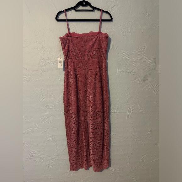 SAYLOR Uri Dress in Raspberry - Picture 2 of 6